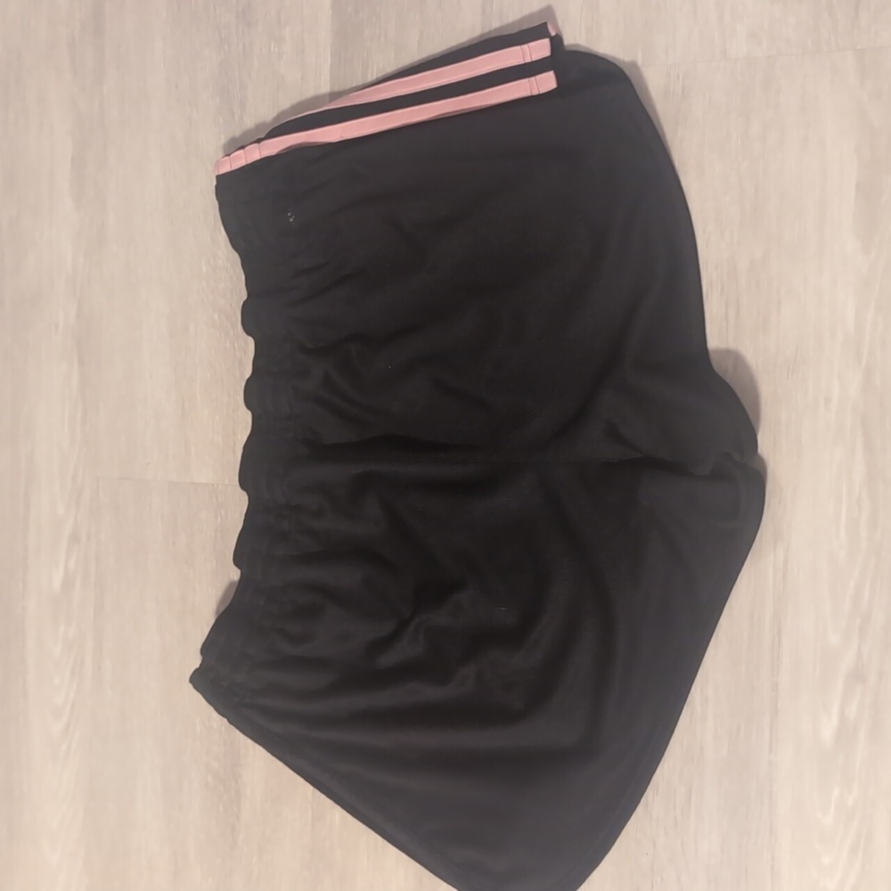 Adidas Shorts missing tag